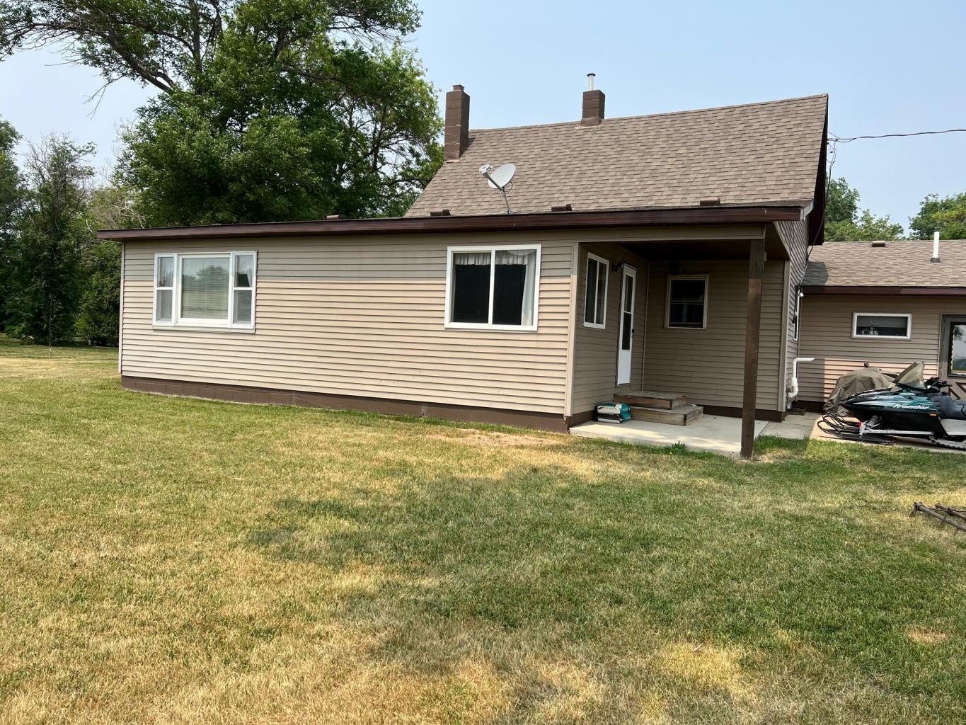 Individual Listing 1 1/2 story house, Sisseton SD